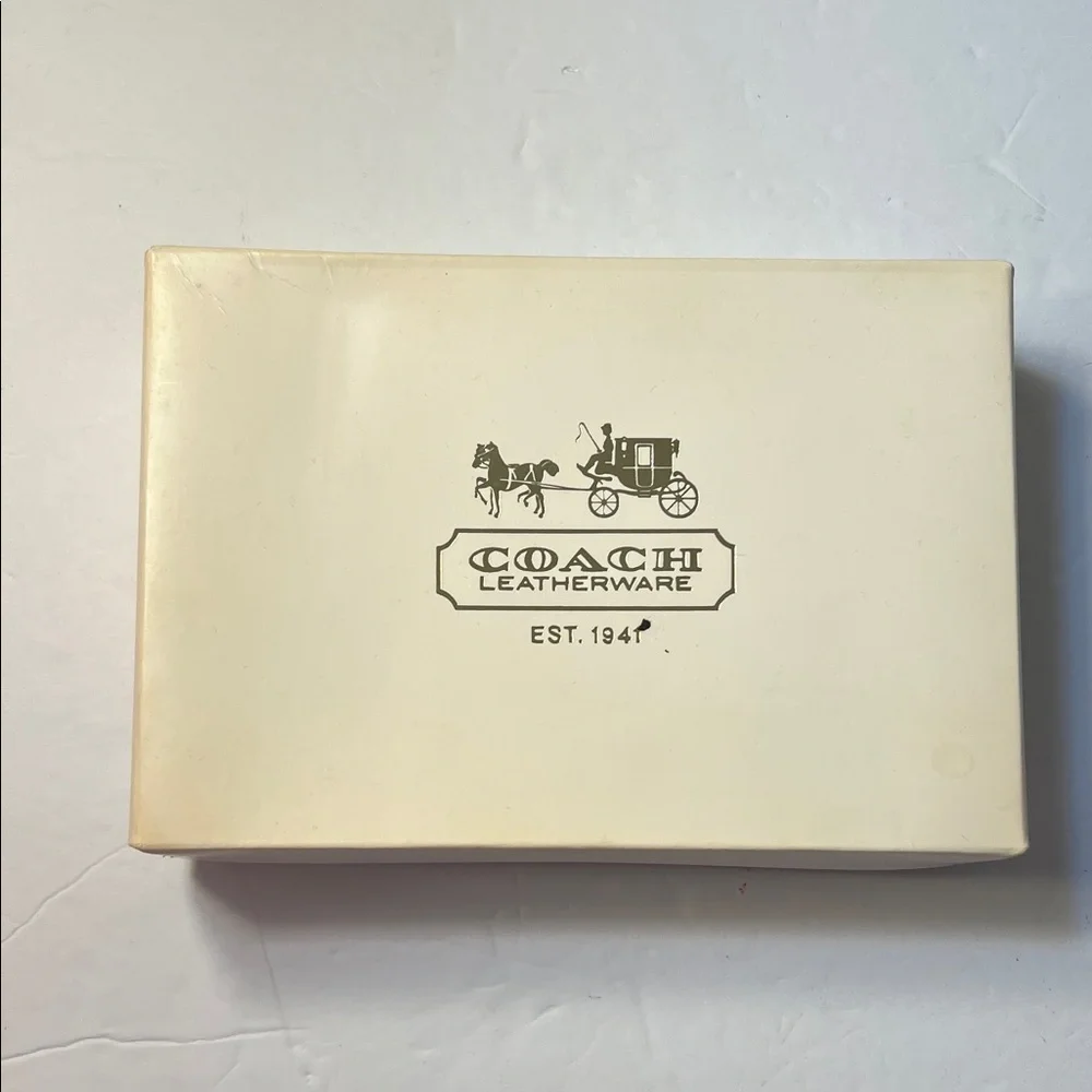 Coach 🐴 Cream Leatherware Box with Logo, Empty Box- Gift Box